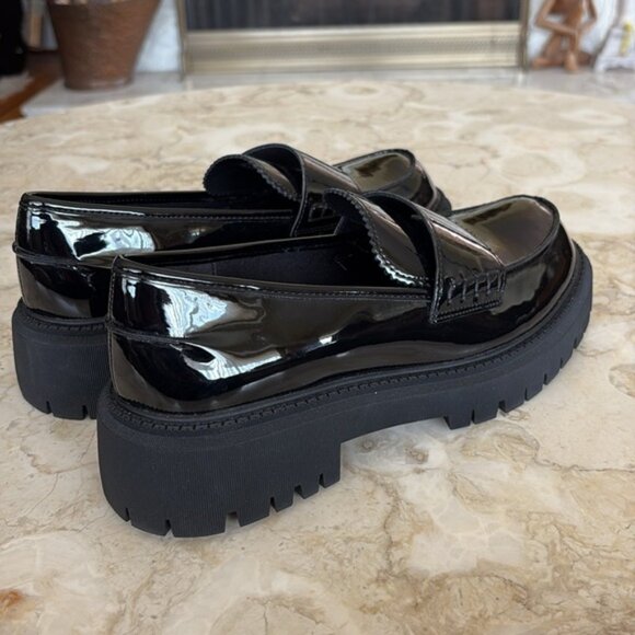 NEW! Sketchers Modern Rugged - Sweet Choice Patent Leather Loafers Memory Foam - Picture 9 of 13